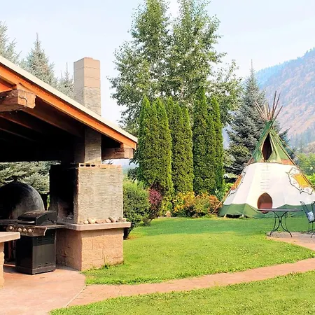 Similkameen Wild Resort & Winery Retreat-2